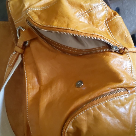 Leather handbag - Picture 13 of 16